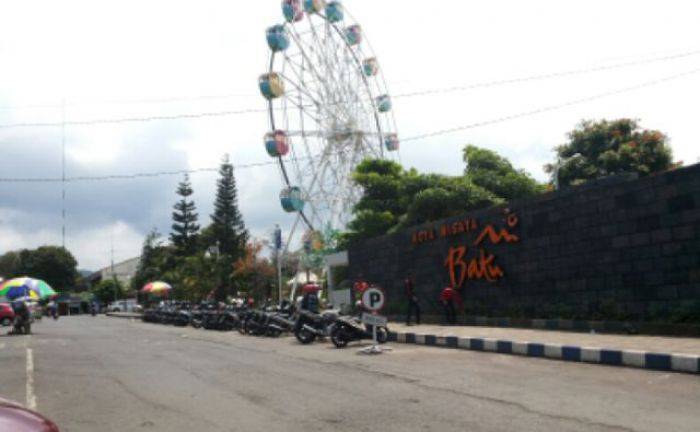 Diduga Banyak Kebocoran, PAD Kota Batu dari Sektor Parkir belum Maksimal Diduga Banyak Kebocoran, PAD Kota Batu dari Sektor Parkir belum Maksimal