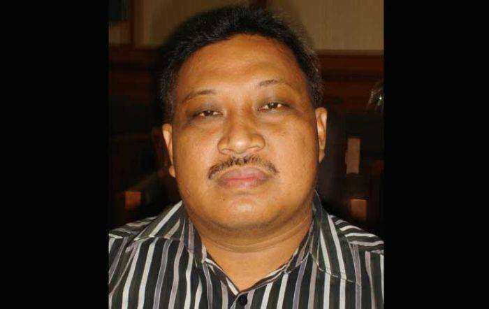 DPRD Gresik Minta BPPM dan Disnakertrans Bentuk Tim untuk Verifikasi Tenaga Kerja Asing DPRD Gresik Minta BPPM dan Disnakertrans Bentuk Tim untuk Verifikasi Tenaga Kerja Asing