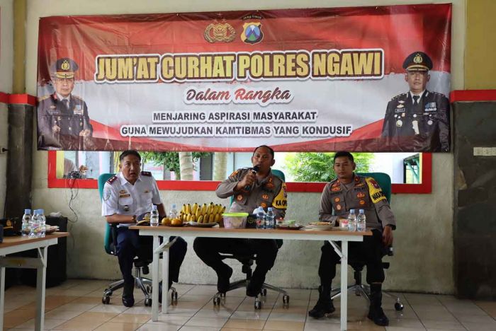 Jumat Curhat, Kapolres Ngawi Imbau Masyarakat Tak Mudah Percaya dengan Orang Asing dari Sosial Media