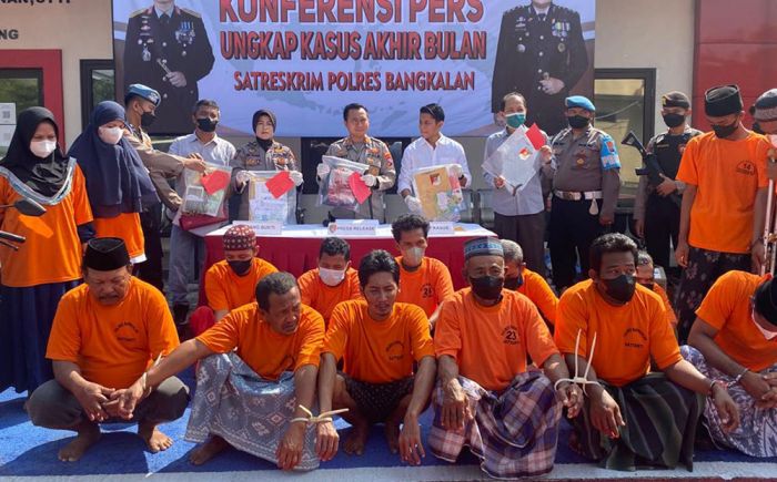 Polres Bangkalan Amankan 27 Tersangka dari 29 Kasus Kejahatan Selama Bulan Agustus Polres Bangkalan Amankan 27 Tersangka dari 29 Kasus Kejahatan Selama Bulan Agustus