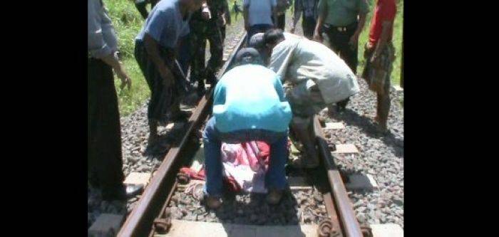 Diduga Depresi, Janda 1 Anak di Lumajang Tertabrak Kereta Api Hingga Tewas Diduga Depresi, Janda 1 Anak di Lumajang Tertabrak Kereta Api Hingga Tewas