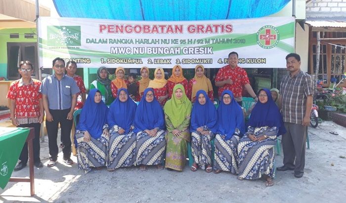 Gandeng RSI Mabbarot NU, Anggota DPRD Gresik Fraksi PDIP Gelar Pengobatan Gratis