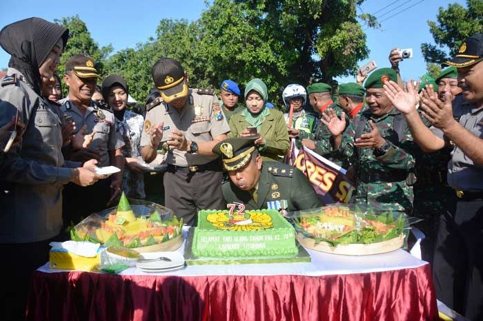 Peringati HUT TNI ke-72, Polres Situbondo 