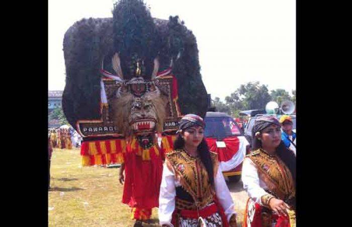 Karnaval di Kecamatan Widang Tuban, Rayakan HUT RI sekaligus Promosikan Budaya Indonesia