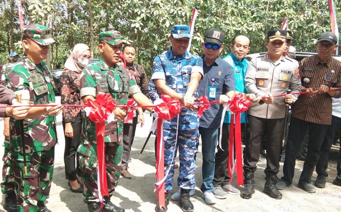 Berkat TMMD, Desa Bajang Punya Jalan Baru untuk Akses Perekonomian Masyarakat