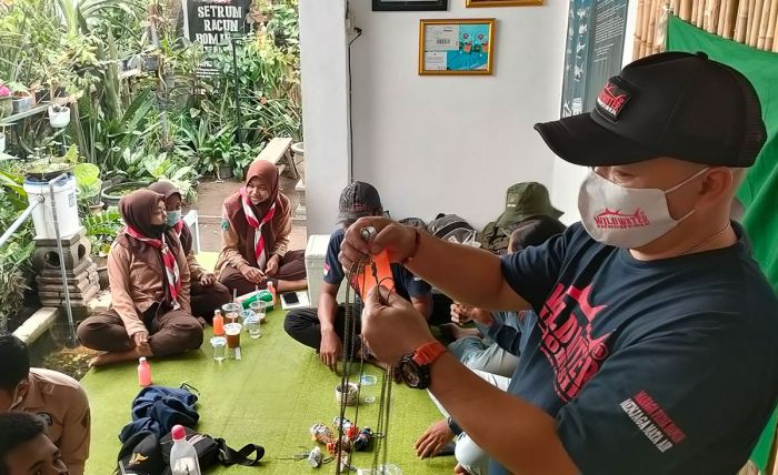 Puntung Rokok pun Jadi Problem Lingkungan, Aktivis di Kediri Edukasi Pecinta Alam Muda Puntung Rokok pun Jadi Problem Lingkungan, Aktivis di Kediri Edukasi Pecinta Alam Muda