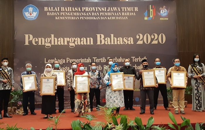 BBJT Siapkan Penghargaan Bahasa Jadi Bergengsi Bagi Kabupaten/Kota BBJT Siapkan Penghargaan Bahasa Jadi Bergengsi Bagi Kabupaten/Kota