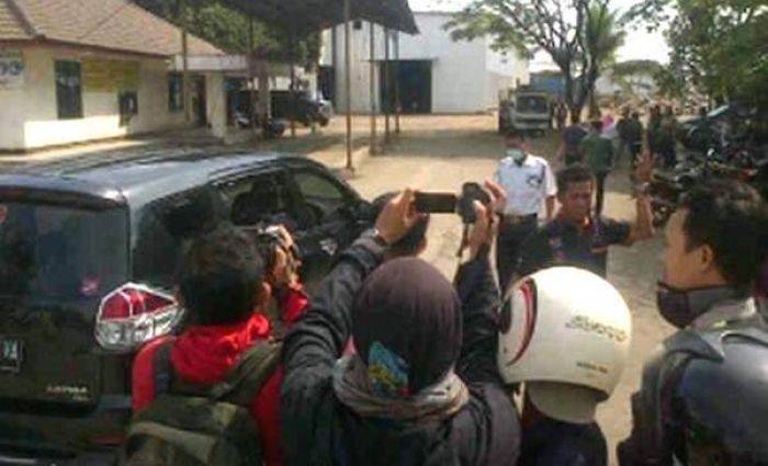 Pabrik Baja di Mojokerto Meledak, 9 Pekerja Masuk RS Pabrik Baja di Mojokerto Meledak, 9 Pekerja Masuk RS