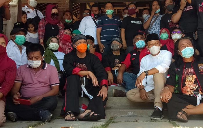 Kunjungan ke Ponorogo, Ini Pesan Ganjar Pranowo untuk Paslon Sugiri Sancoko-Lisdyarita Kunjungan ke Ponorogo, Ini Pesan Ganjar Pranowo untuk Paslon Sugiri Sancoko-Lisdyarita