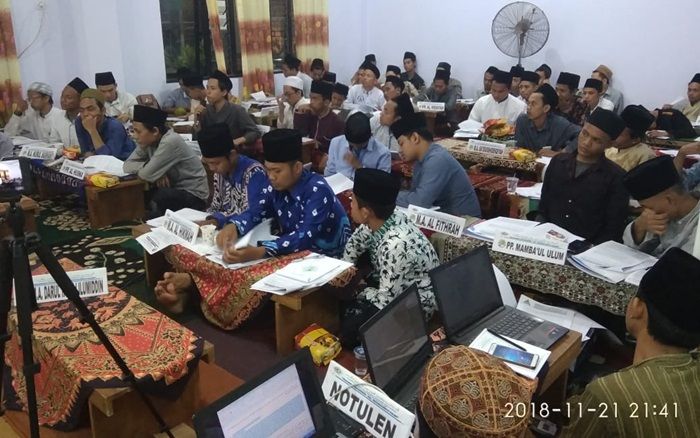 Inilah 3 Hasil Bahtsul Masail yang Digelar di Ponpes Al Hasanyyah Tuban Inilah 3 Hasil Bahtsul Masail yang Digelar di Ponpes Al Hasanyyah Tuban
