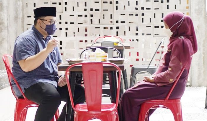 Bertemu Gubernur, Bupati Kediri Laporkan Rencana Pembangunan Jalan dan Varietas Nanas Unggulan Bertemu Gubernur, Bupati Kediri Laporkan Rencana Pembangunan Jalan dan Varietas Nanas Unggulan