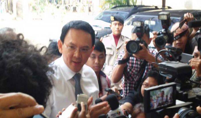 Ahok Klaim Didukung Megawati, Dukungan PDIP Diprediksi Pecah Ahok Klaim Didukung Megawati, Dukungan PDIP Diprediksi Pecah