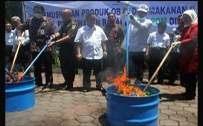 BPOM Surabaya Musnahkan Produk Ilegal Senilai Rp 8,3 M