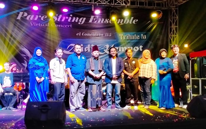 Konser Tribute Didi Kempot di Kediri Berlangsung Meriah, Diwarnai Kejutan Konser Tribute Didi Kempot di Kediri Berlangsung Meriah, Diwarnai Kejutan