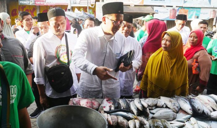 Jadikan Penopang Ekonomi Kerakyatan, Gus Muhdlor Blusukan ke Pasar Krempyeng Sidoarjo