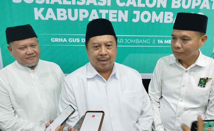 DPC PKB Jombang Resmi Usung Warsubi Jadi Bacabup di Pilkada 2024 DPC PKB Jombang Resmi Usung Warsubi Jadi Bacabup di Pilkada 2024