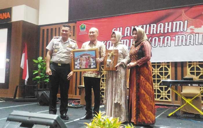 Wahid Wahyudi Saat Perpisahan sebagai Pjs Wali Kota Malang: Pemkot dan Forkopimda Penuh Keakraban Wahid Wahyudi Saat Perpisahan sebagai Pjs Wali Kota Malang: Pemkot dan Forkopimda Penuh Keakraban