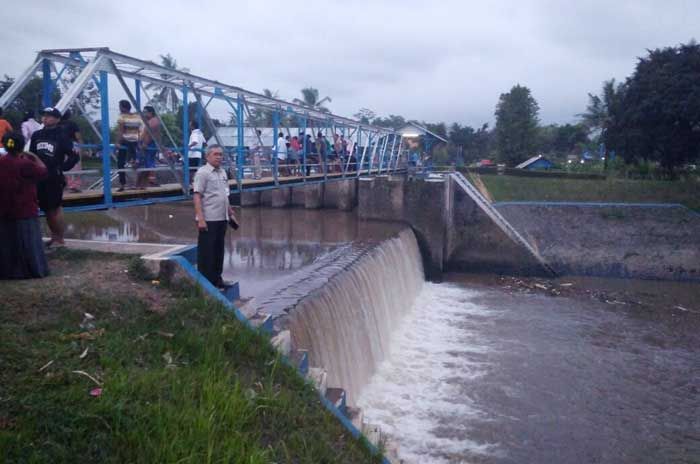 Terpeleset, Seorang Remaja Epilepsi di Lumajang Hilang Tenggelam di Sungai Bondoyudo