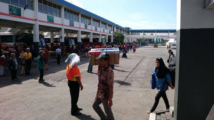 Antisipasi Pemudik Tak Kebagian Bus, Terminal Purabaya Siapkan 1.400 Bus Antisipasi Pemudik Tak Kebagian Bus, Terminal Purabaya Siapkan 1.400 Bus
