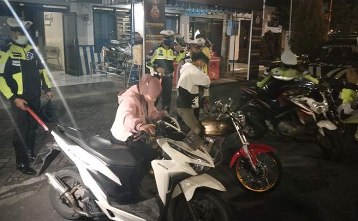 Razia Jelang Ramadhan, Puluhan Sepeda Motor di Ngawi Diamankan Polisi Razia Jelang Ramadhan, Puluhan Sepeda Motor di Ngawi Diamankan Polisi