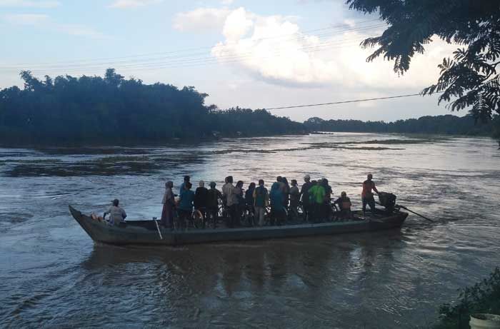 Air Bengawan Solo Mulai Naik, BPBD Bojonegoro Minta Masyarakat Waspada Air Bengawan Solo Mulai Naik, BPBD Bojonegoro Minta Masyarakat Waspada
