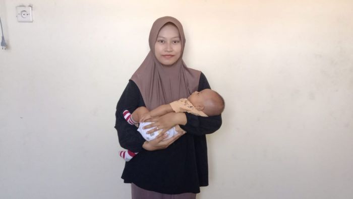 Ibu di Kota Kediri ini Rasakan Mudahnya Daftar Bayi Baru Lahir dalam Program JKN Ibu di Kota Kediri ini Rasakan Mudahnya Daftar Bayi Baru Lahir dalam Program JKN