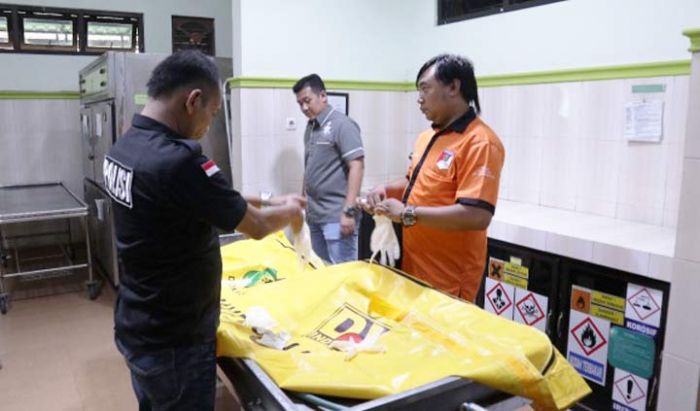Geger Penemuan Kaki Manusia di Jalan Tol Ruas Bandarkedungmulyo-Kertosono Jombang Geger Penemuan Kaki Manusia di Jalan Tol Ruas Bandarkedungmulyo-Kertosono Jombang