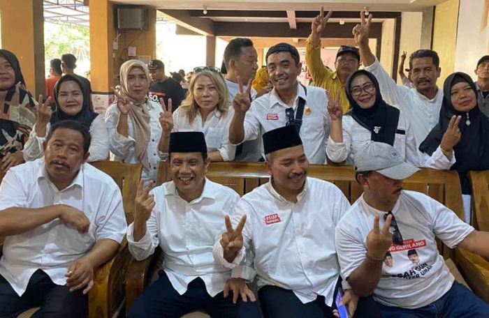 Barisan Masyarakat Malang Deklarasi Siap Tandang Menangkan Gunawan-Umar di Pilkada 2024 Barisan Masyarakat Malang Deklarasi Siap Tandang Menangkan Gunawan-Umar di Pilkada 2024