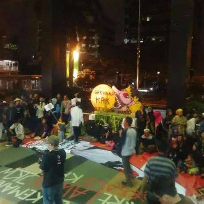 Johan: Buruh Aja Peduli KPK, Masa Presiden Tidak Johan: Buruh Aja Peduli KPK, Masa Presiden Tidak
