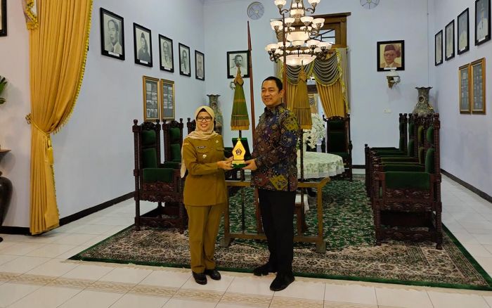 Pelaksanaan e-Katalog di Kabupaten Blitar Jadi Role Model, Mak Rini Optimis Perekonomian Meningkat Pelaksanaan e-Katalog di Kabupaten Blitar Jadi Role Model, Mak Rini Optimis Perekonomian Meningkat