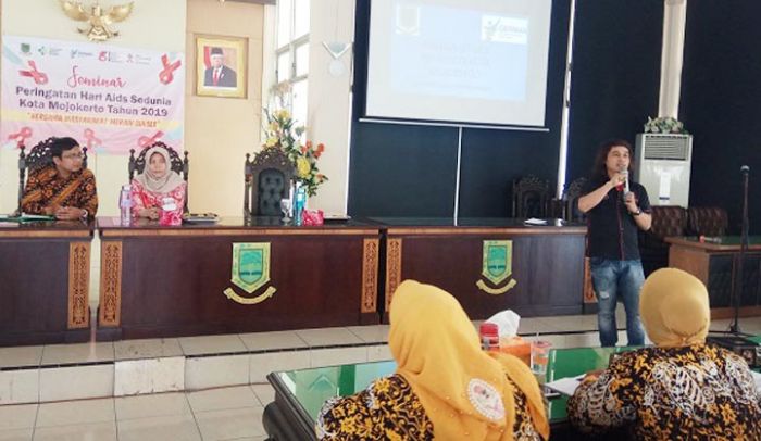 Cegah Penyebaran Virus, Calon Pengantin Bakal Dites AIDS Cegah Penyebaran Virus, Calon Pengantin Bakal Dites AIDS
