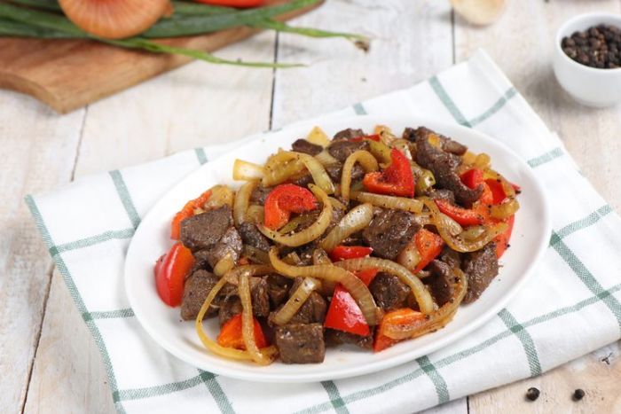 Resep Daging Sapi Lada Hitam Empuk dan Lezat Resep Daging Sapi Lada Hitam Empuk dan Lezat