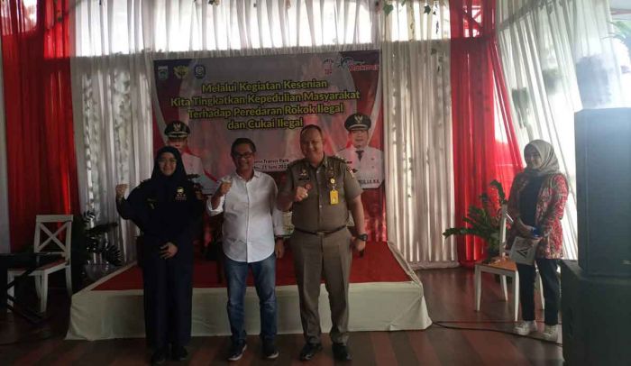 Satpol PP Kabupaten Malang Sosialisasikan Peredaran Rokok Ilegal kepada para Pelaku Seni dan Budaya