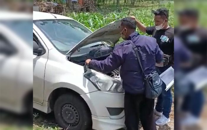 Oknum Polisi di Banyuwangi Diduga Terlibat Penarikan Mobil Kredit Macet Oknum Polisi di Banyuwangi Diduga Terlibat Penarikan Mobil Kredit Macet