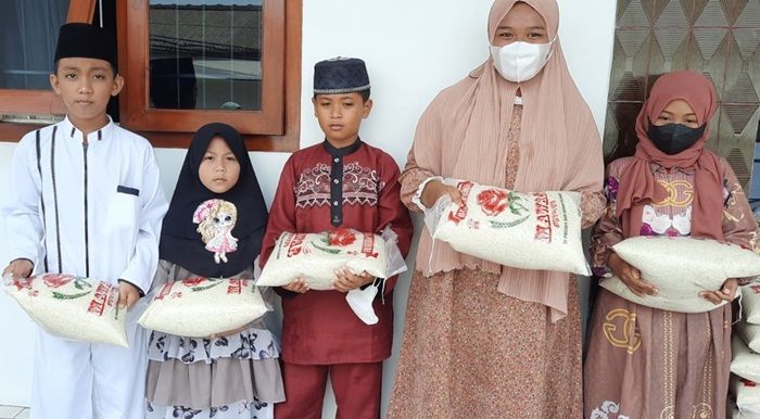 Peringati 10 Muharram, Samwil Salurkan 5 Ton Bantuan Beras Peringati 10 Muharram, Samwil Salurkan 5 Ton Bantuan Beras