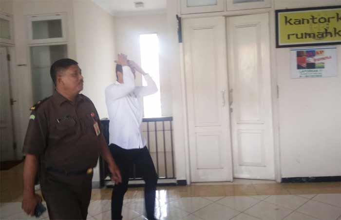 Diduga Korupsi Rp 150 Juta, Kepala Dinas Kominfo Lamongan Ditahan Diduga Korupsi Rp 150 Juta, Kepala Dinas Kominfo Lamongan Ditahan