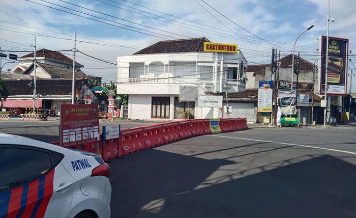PPKM Darurat, Arus Lalu Lintas di Ngawi Turun 60 Persen PPKM Darurat, Arus Lalu Lintas di Ngawi Turun 60 Persen