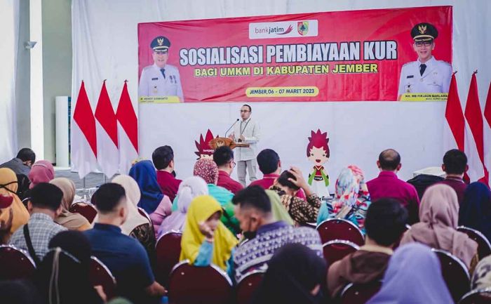 Bank Jatim Cabang Jember Gelar Sosialisasi Pembiayaan KUR bagi UMKM Bank Jatim Cabang Jember Gelar Sosialisasi Pembiayaan KUR bagi UMKM