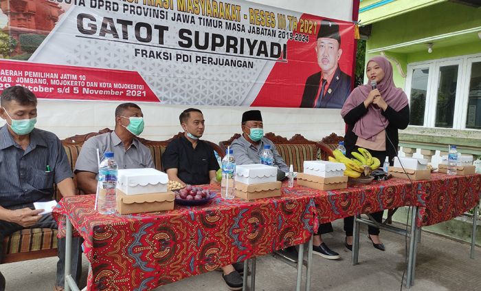 DPRD Jatim Beri Atensi Soal Kerusakan Jalan dan Plengsengan di Desa Pekuwon DPRD Jatim Beri Atensi Soal Kerusakan Jalan dan Plengsengan di Desa Pekuwon