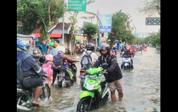 Ini Syarat Pusat Mau Bantu Tangani Banjir di Kali Lamong Hingga Tuntas Ini Syarat Pusat Mau Bantu Tangani Banjir di Kali Lamong Hingga Tuntas