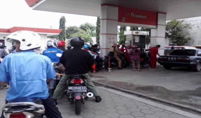 Pasca Turun, BBM di Ponorogo Malah Langka Pasca Turun, BBM di Ponorogo Malah Langka