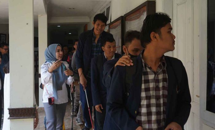 Terima Mahasiswa Disabilitas, KPU Jatim Komitmen Wujudkan Pemilu Aksesibel