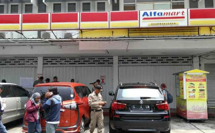 2 Alfamart dan 3 Alfamidi di Surabaya Ditutup 2 Alfamart dan 3 Alfamidi di Surabaya Ditutup