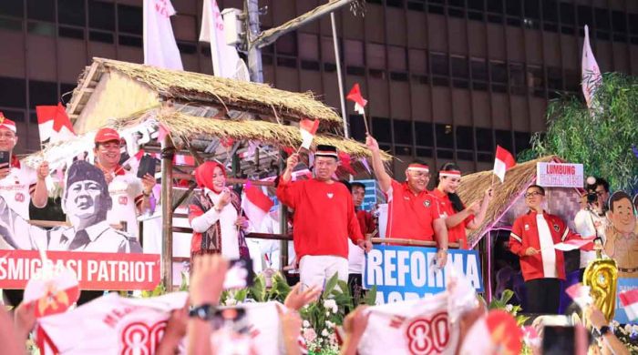 Kementerian ATR/BPN Tampilkan Kendaraan Hias di Karnaval Kemerdekaan HUT ke-80 RI Kementerian ATR/BPN Tampilkan Kendaraan Hias di Karnaval Kemerdekaan HUT ke-80 RI