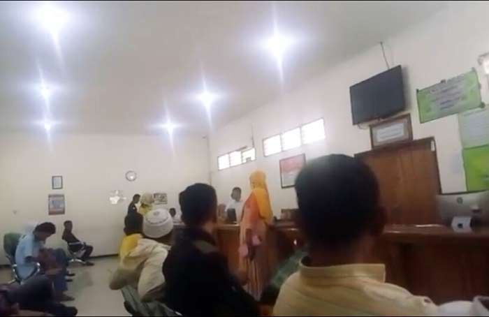 Pengurusan Dokumen Adminduk Lamban, Pelayanan Dispendukcapil Tuban Dikeluhkan Masyarakat Pengurusan Dokumen Adminduk Lamban, Pelayanan Dispendukcapil Tuban Dikeluhkan Masyarakat