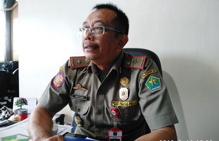 Upacara dan Defile Siap Ramaikan Peringatan HUT Satpol PP, Satlinmas, dan Damkar Kota Malang Upacara dan Defile Siap Ramaikan Peringatan HUT Satpol PP, Satlinmas, dan Damkar Kota Malang
