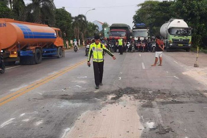 Dua Truk di Gersik Terlibat Kecelakaan, 3 Orang Luka-luka