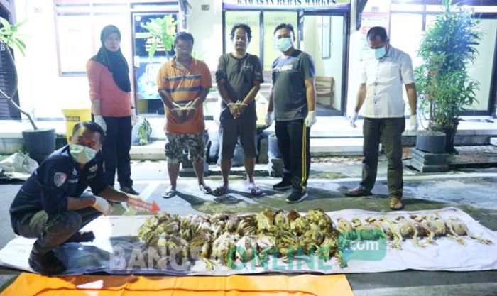 Polisi Gerebek Tempat Pengolahan Ayam Tiren di Kota Blitar Polisi Gerebek Tempat Pengolahan Ayam Tiren di Kota Blitar
