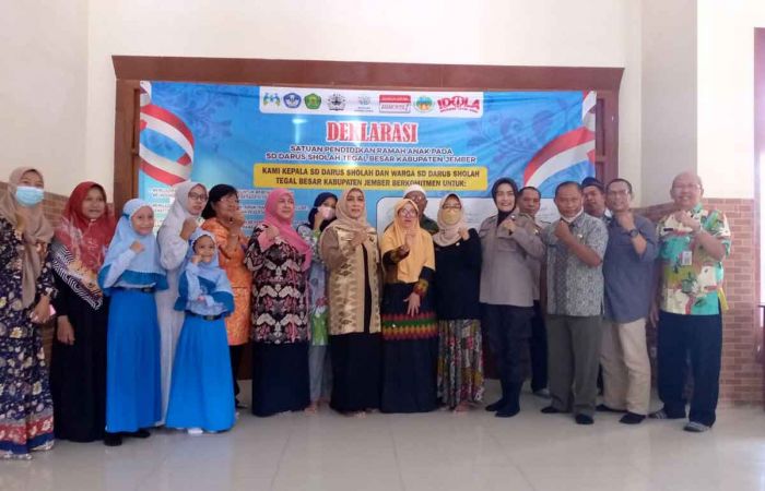 Bimtek KHA dan Deklarasi SRA Digelar di SD Darus Sholah Jember Bimtek KHA dan Deklarasi SRA Digelar di SD Darus Sholah Jember