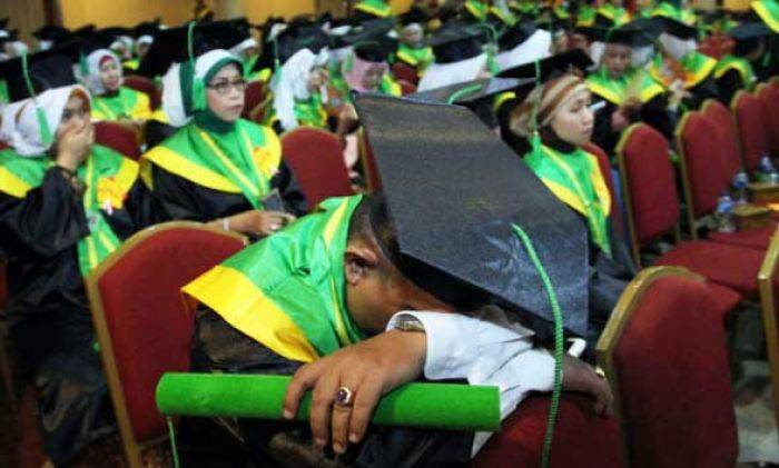 Kemenristek Dikti Gerebek Wisuda Bodong, Peserta Bingung Ditanya Nama Mata Kuliah